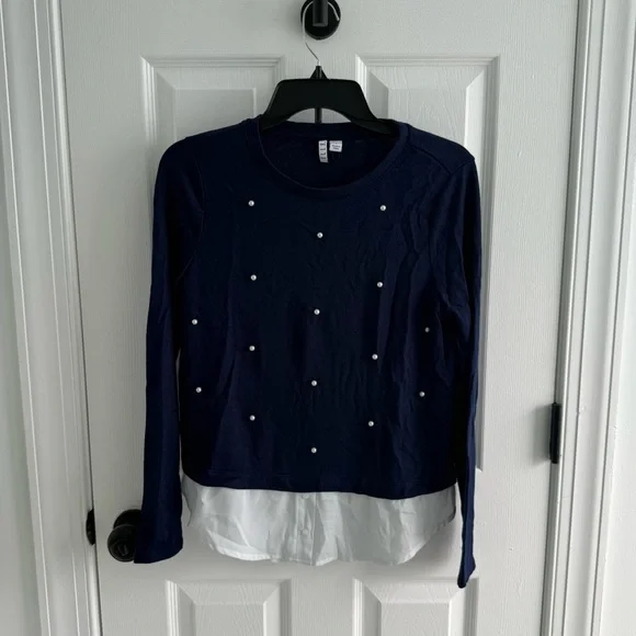 Elle Knit Navy Long Sleeve Top with Pearl Accents - Picture 3 of 3